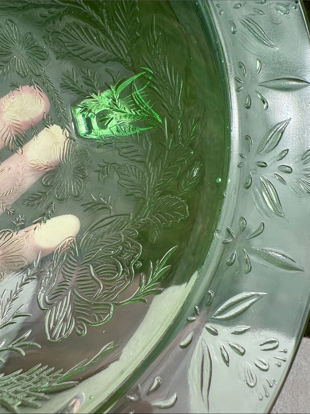 VTG Green Depression Glass Uranium Glass Rose and Thorn Footed Bowl Console Bowl - Picture 6 of 15